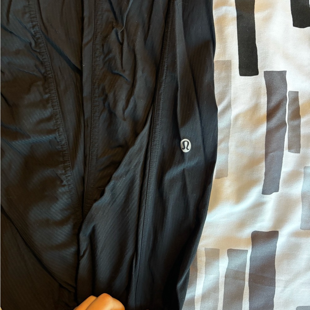 Lululemon Dance Studio Women's Joggers - Picture 4 of 6